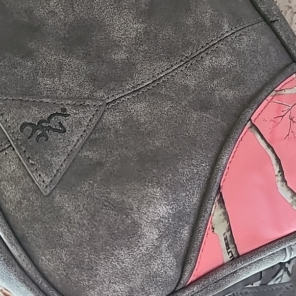 Browning Carry bag w/keys - Picture 2 of 6